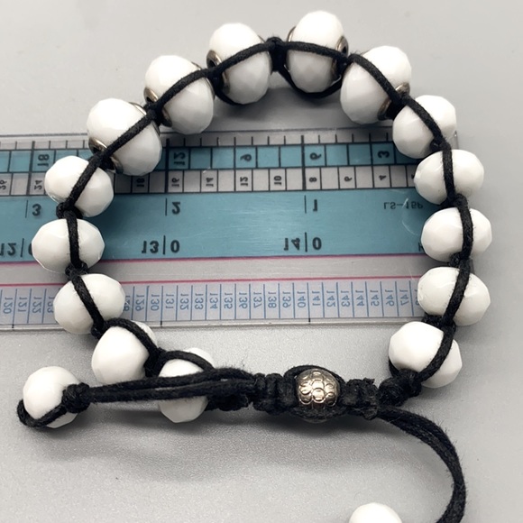 Natural faceted white agate macrame adjustable bracelet 🌺 - Picture 5 of 6